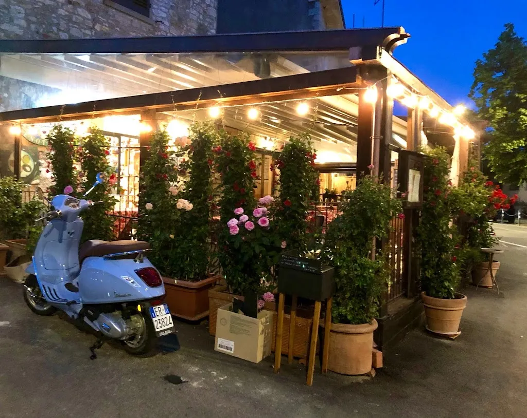 Bar Dante Alighieri_Radda in Chianti_slider_image_1