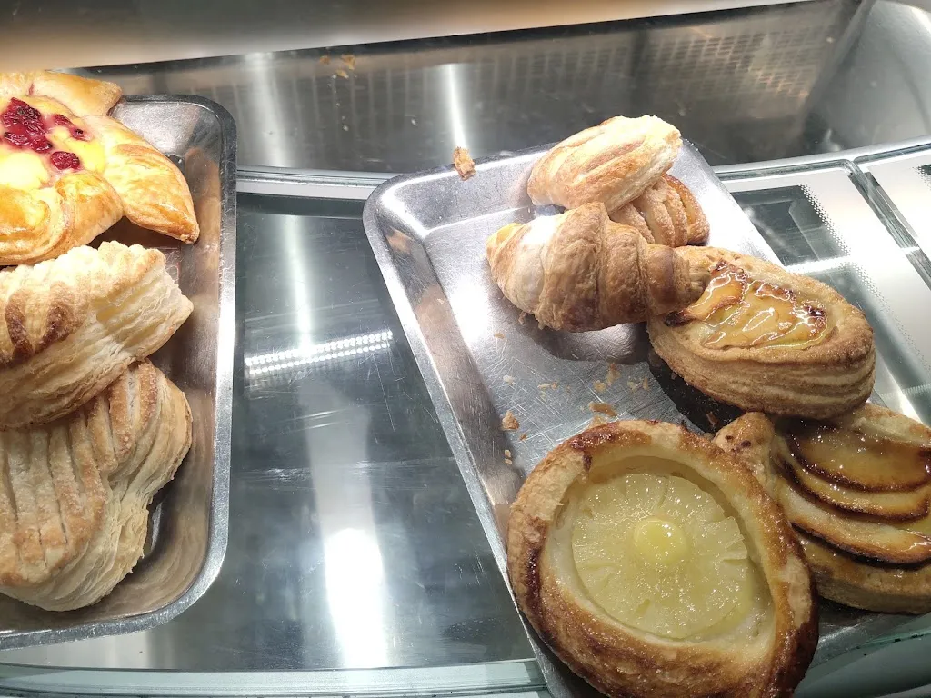 Ploom Reseller - Lady's Café_Rignano sull'Arno_slider_image_2