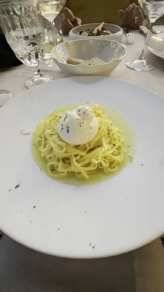 Halide Ebcinoglu_Lanterna Blu_Quarrata_recensione