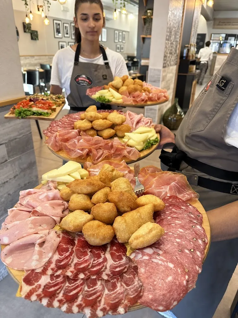 Oltre Ristorante Pizzeria_Quarrata_slider_image_3