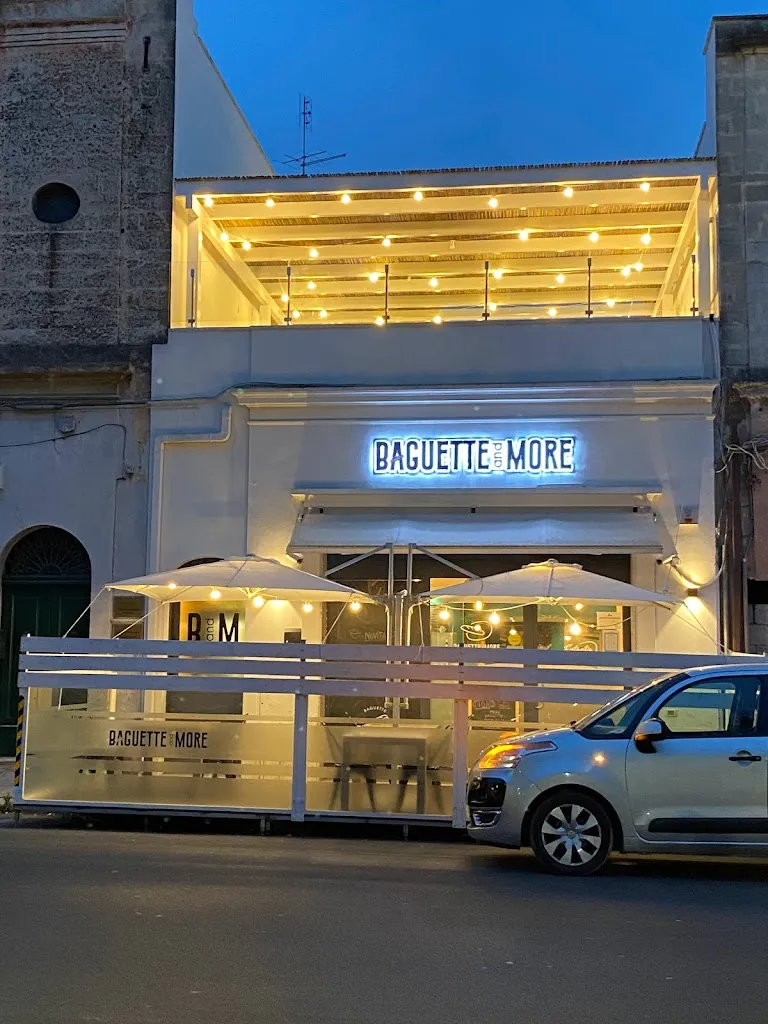 THE ROOF Mesagne BY BAGUETTEANDMORE restaurant in Mesagne