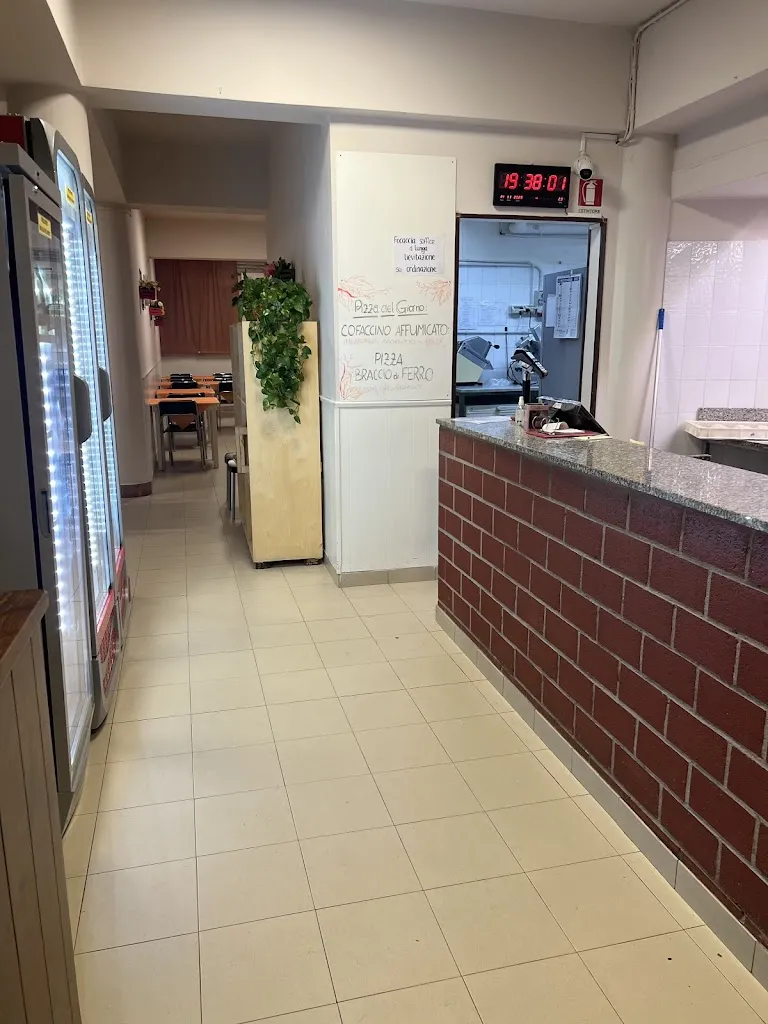 Tiziano Bracciaferri_PIZZA LESTA_Quarrata_review