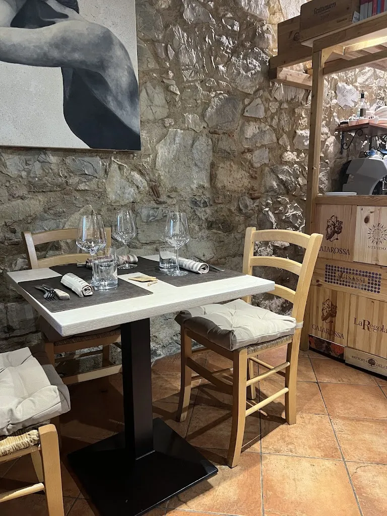 Piccola Osteria Paperini_Riparbella_slider_image_3