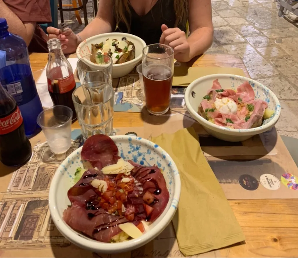 emma yskout_Terracotta Food Space_Mesagne_review