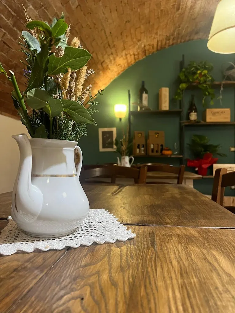 BISTROT 1986 restaurant in Riparbella