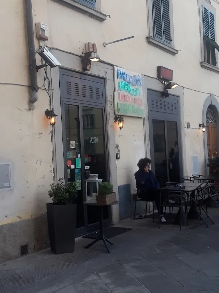 M. B._Maddalena Prato_Provincia di Prato_review