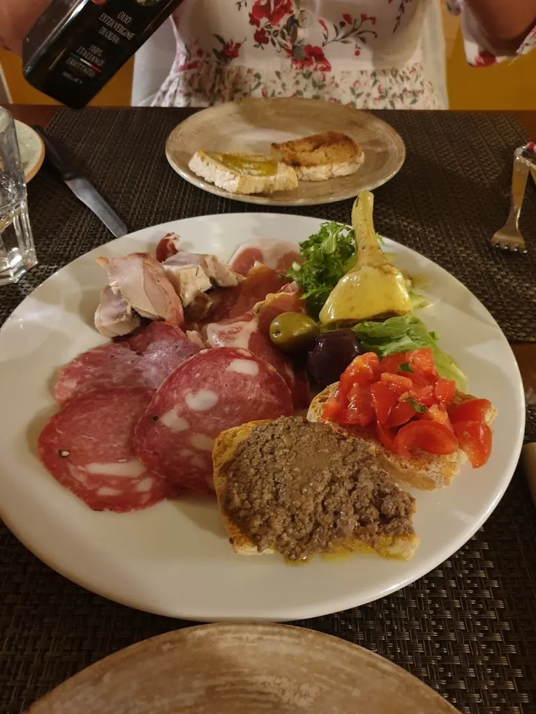 Diogo Resende_Osteria Su Santa Trinita_Provincia di Prato_review