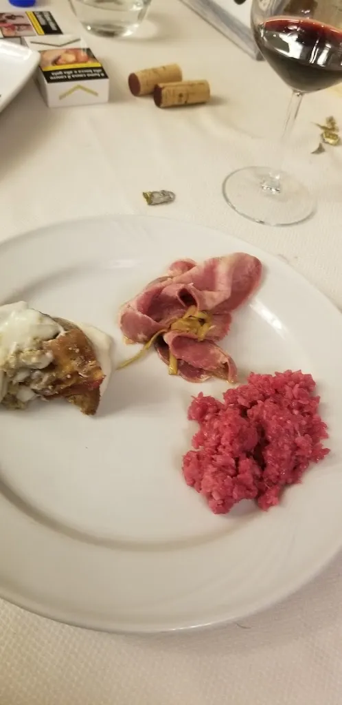 Angelo Duca_A Mangia' Fora_Provincia di Prato_review