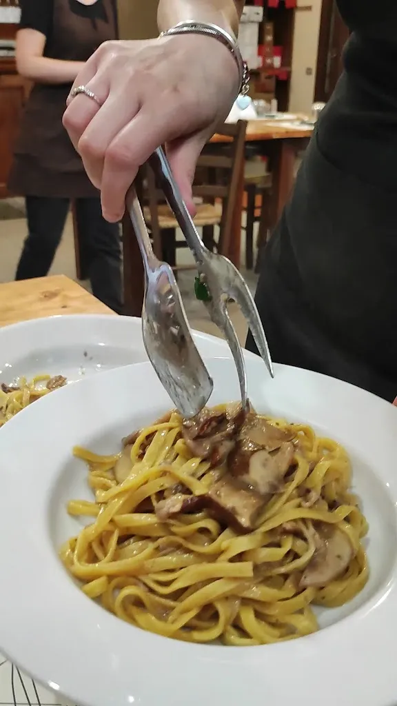 Antica Vineria_Provincia di Prato_slider_image_2