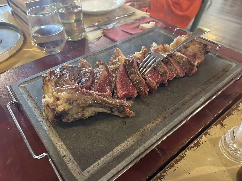 Jack Perry_Aroma di Vino_Provincia di Prato_review