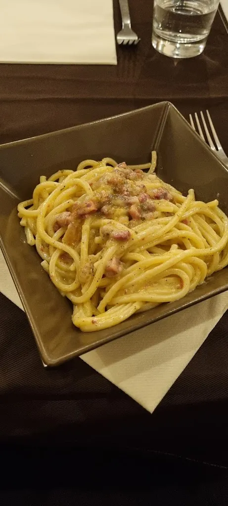 Fiona_Megabono_Provincia di Prato_review