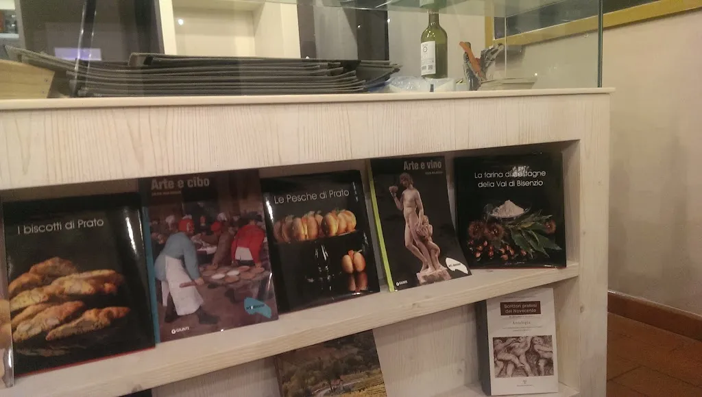 Megabono restaurant in Provincia di Prato