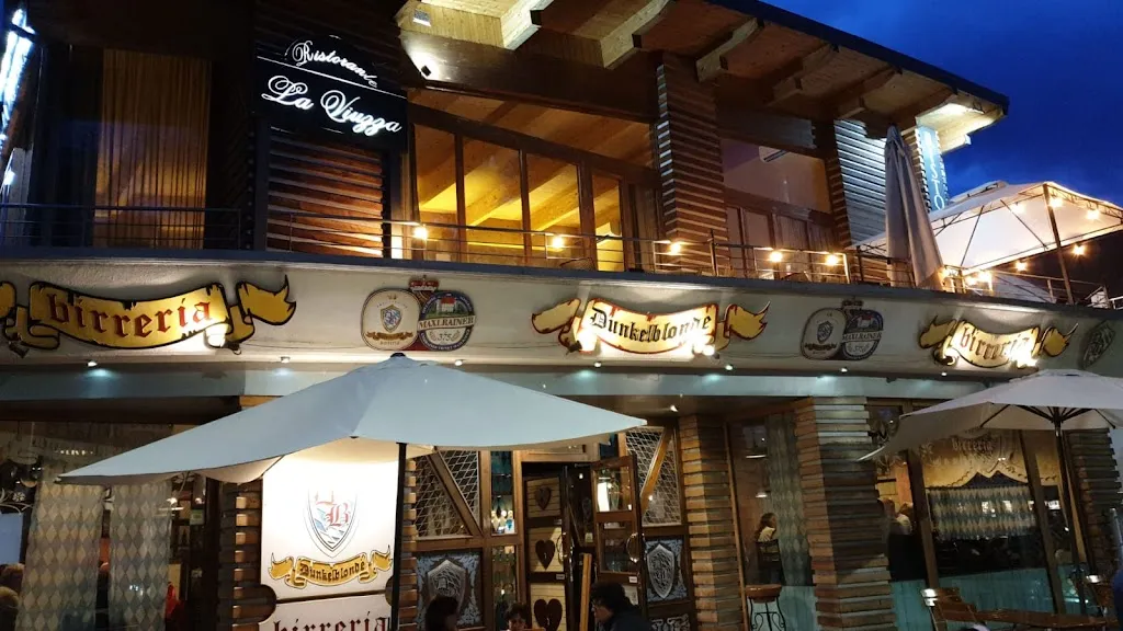 Linda Franciosa_Dunkelblonde_Castel di Sangro_review