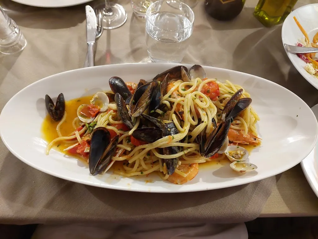 Fabienne Rominger_Ristorante di PESCE fronte mare Il Grigolo anche per GRUPPI - PIATTI anche senza GLUTINE - Rio Marina - Isola d'Elba_Rio nell'Elba_review