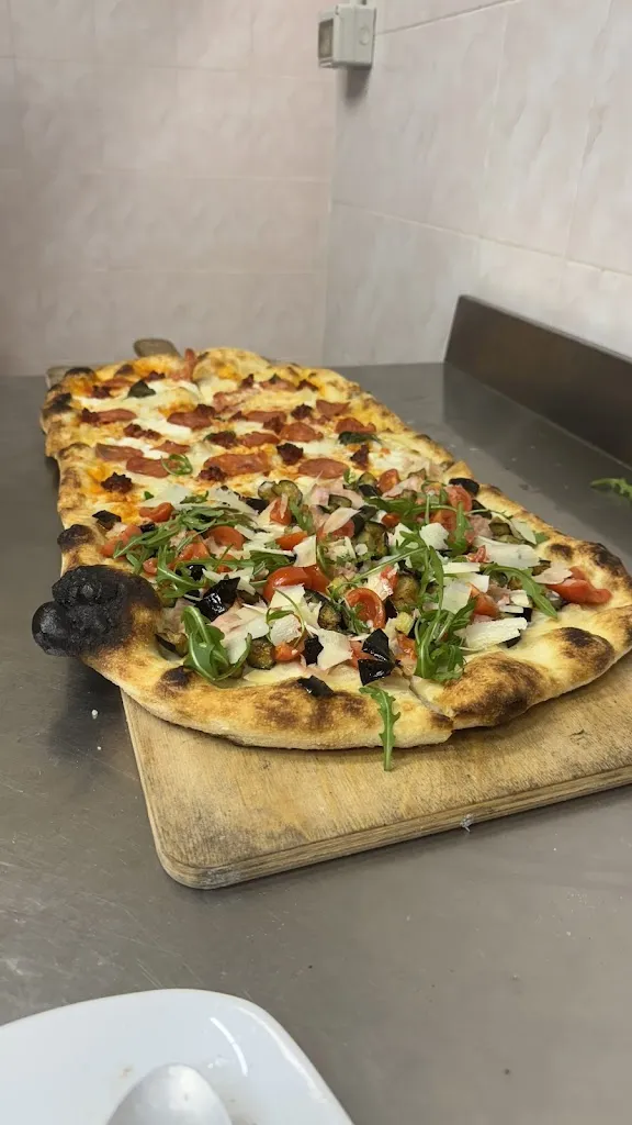 Pizzeria Da Alfredo restaurant in San Cipriano-S.Barbara-Centinale