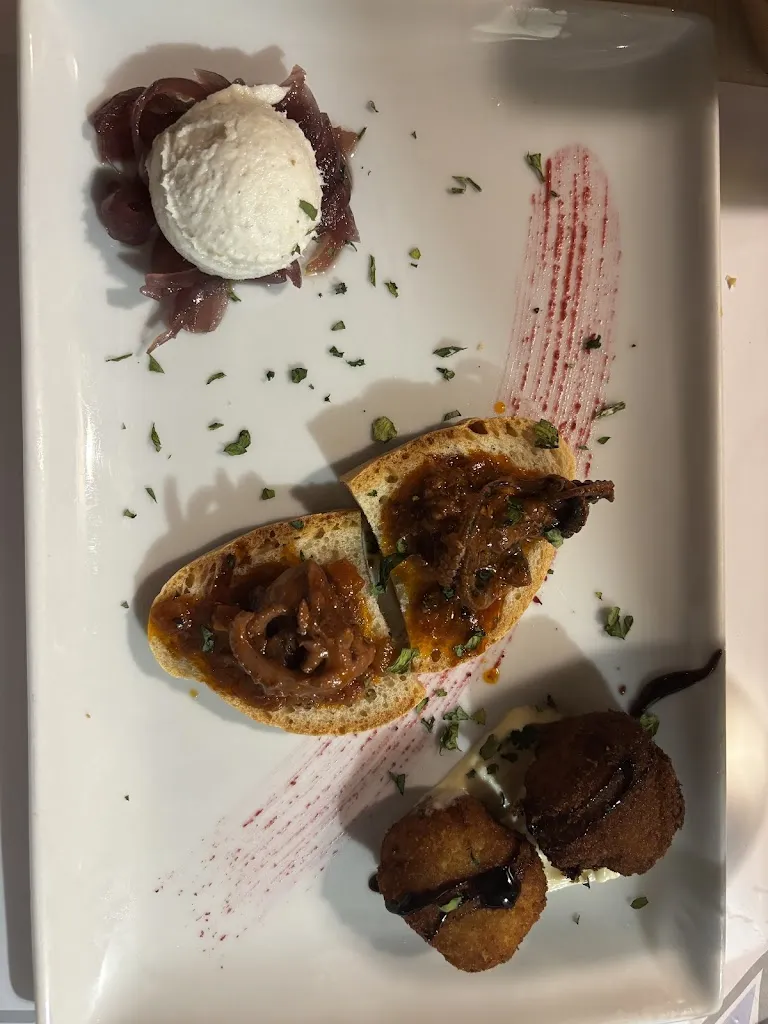 Letizia Carè_Tientibene_Rosignano Marittimo_review