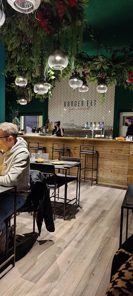 alessandro rucco_Burger Eat_Mesagne_review