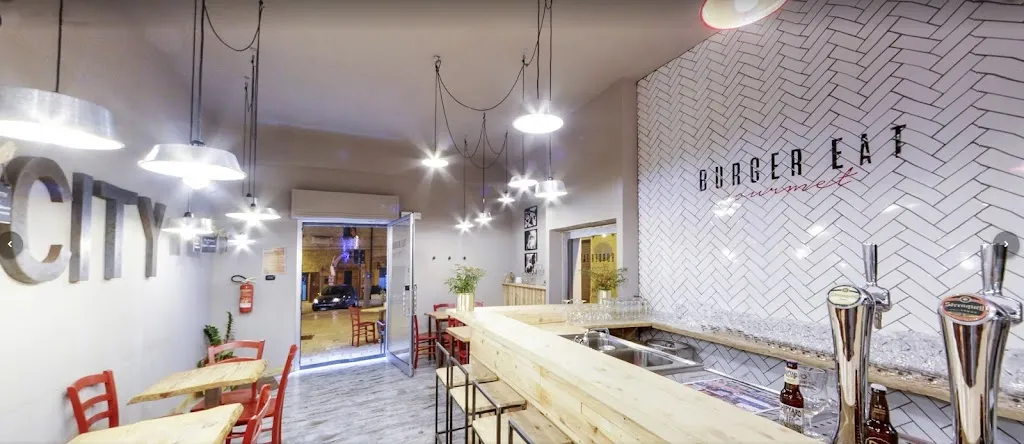 Burger Eat_Mesagne_slider_image_1