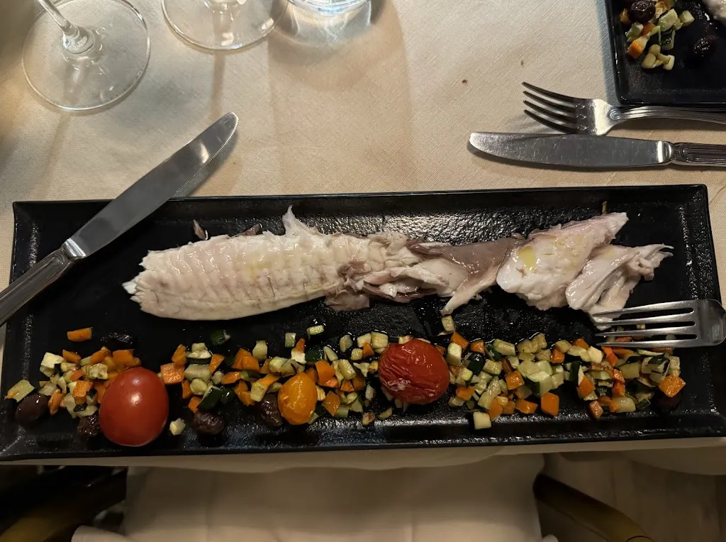 Julia Hawkins_VISTAMARE_Rosignano Marittimo_review