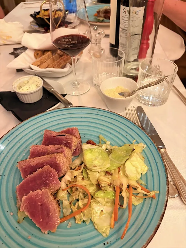 woona abecia_Station Gallery di Lipari Vincenzo_Rosignano Solvay-Castiglioncello_review