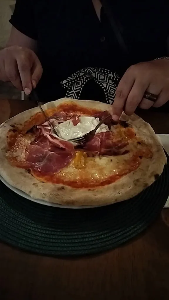 michael dijkhuizen_Villa Leta_Mesagne_recensione