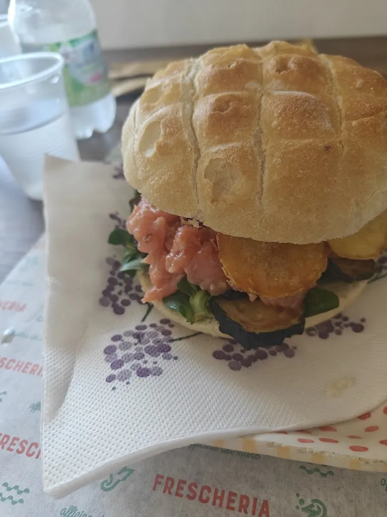 Martina Costantini_FRESCHERIA...officina del mare_Mesagne_review