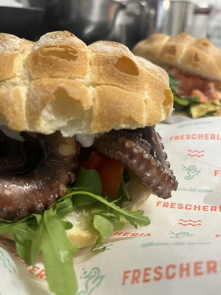 FRESCHERIA...officina del mare_Mesagne_slider_image_3