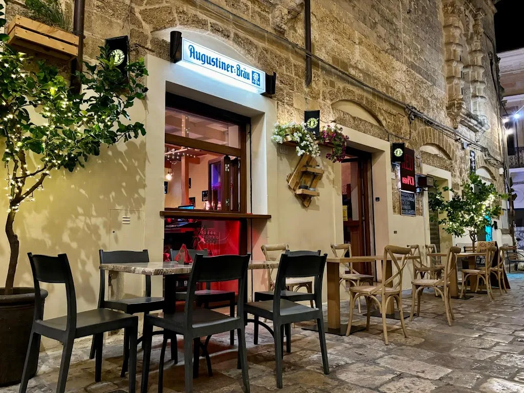 Red Ristorante pub Mesagne centro storico restaurant in Mesagne