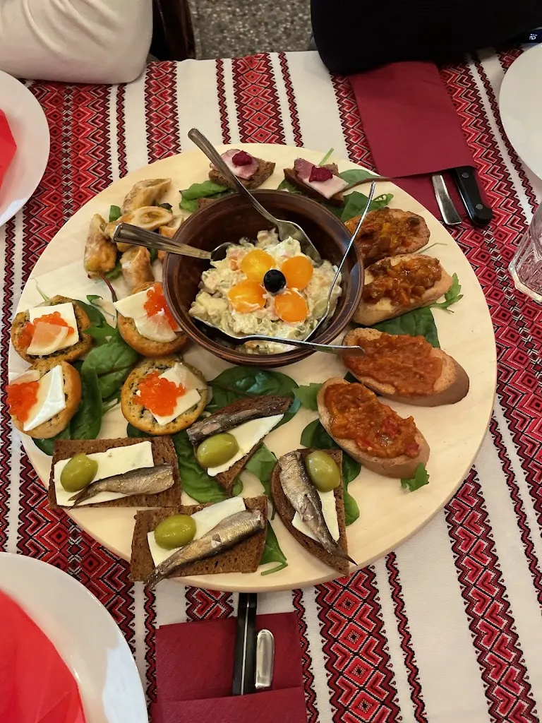 Anna Pucci_ZAKUSKA_San Giuliano Terme_review