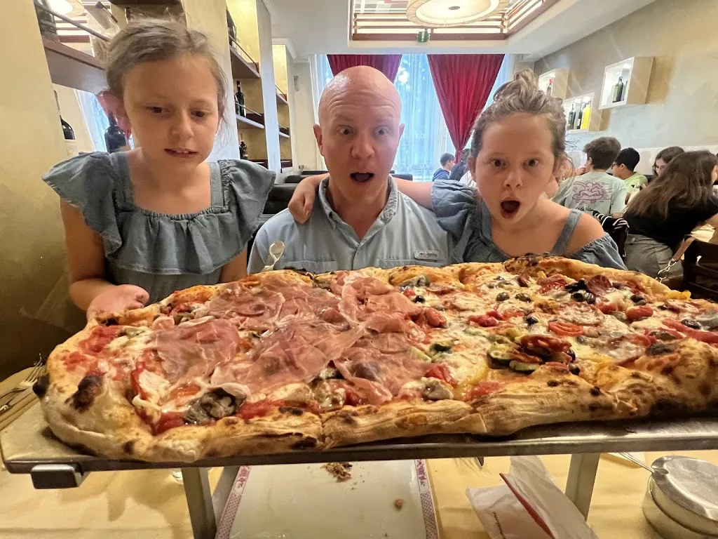 Jessica Simmons_Bar Ristorante Pizzeria Da Liana_San Giuliano Terme_review