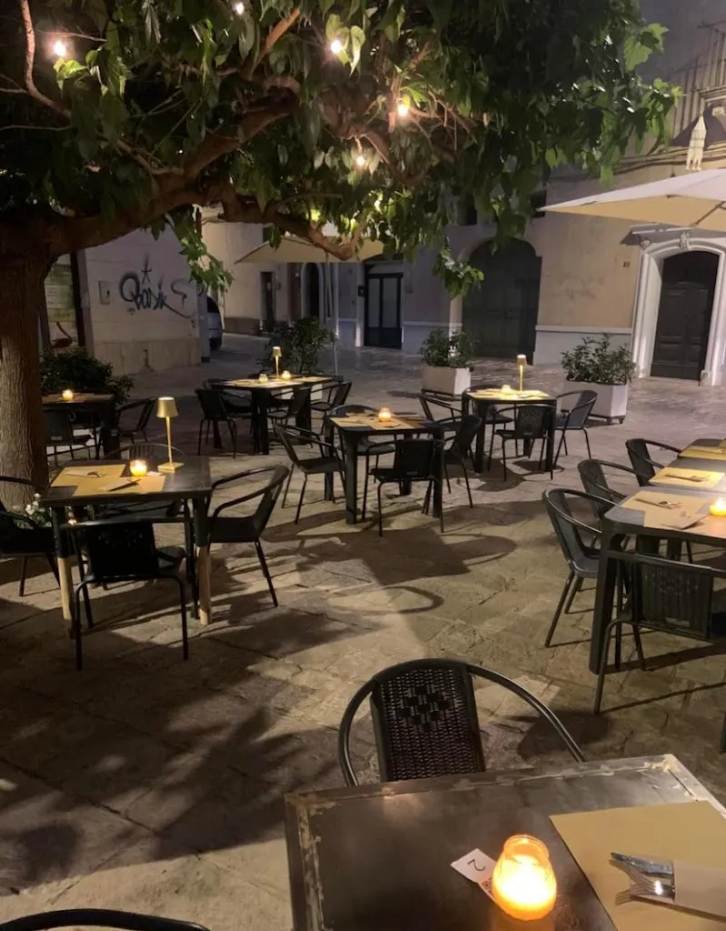 Morus Pizzeria Contemporanea Food & Cocktails bar_Mesagne_slider_image_1