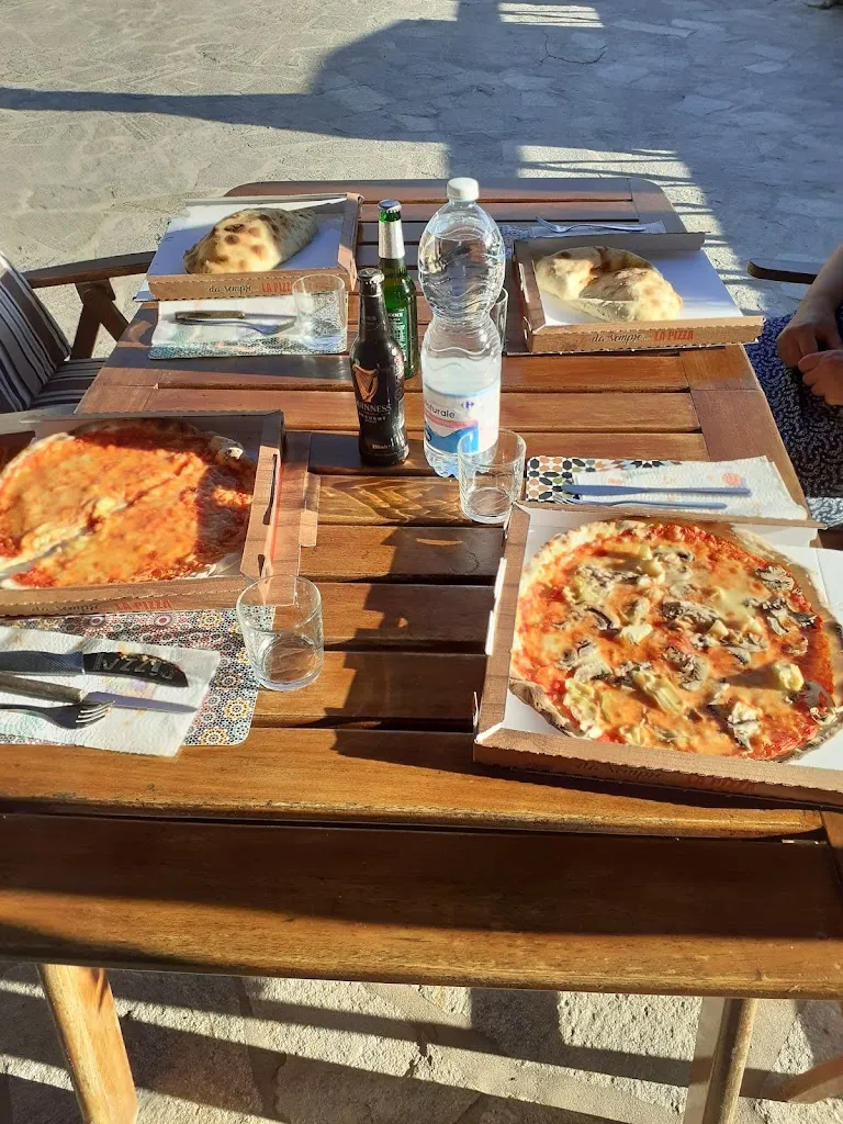 Pizzeria La Piazzetta_San Martino in Freddana-Monsagrati_slider_image_1