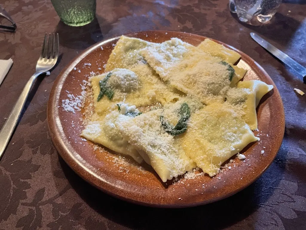 Francis Lafontaine_Antica Osteria di Novoli dal 1807 . Pasta fresca fatta in casa, specialità Tortelli Mugellani._San Piero a Sieve_review