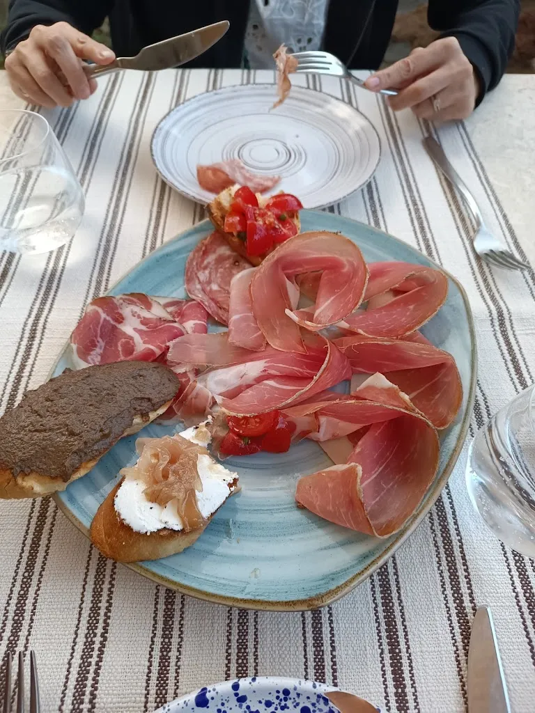 Deniz Ultanur_Ristorante Trattoria Osenna_San Quirico d'Orcia_review