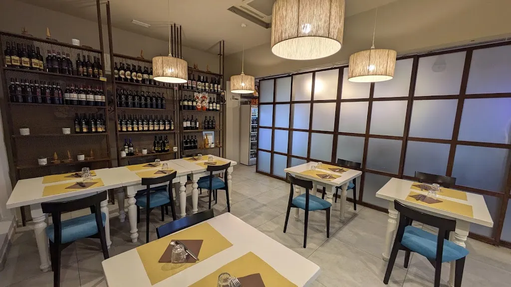 Trattoria/bar La Torre restaurant in San Quirico d'Orcia