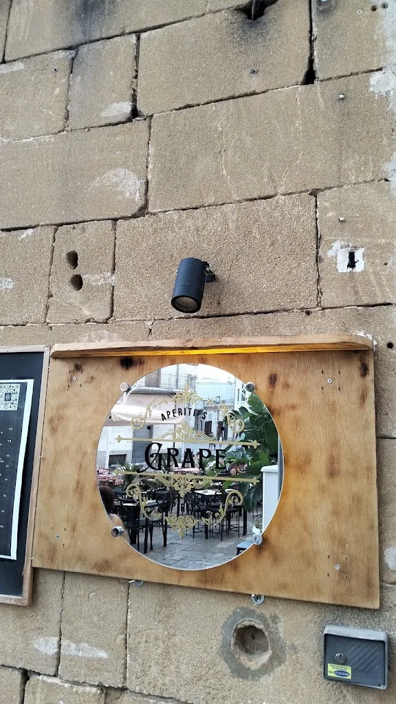 Fabrizio Fersino_Grape_Mesagne_review