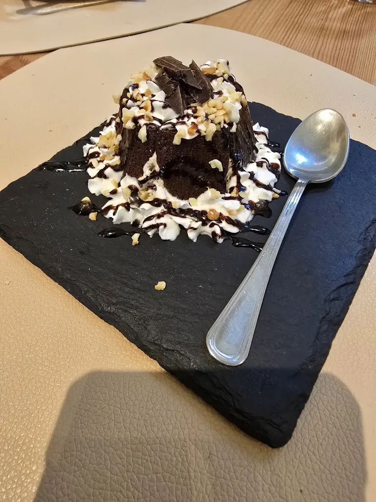 Bernhard Kerschbaum_Le Capre Matte_Sansepolcro_review