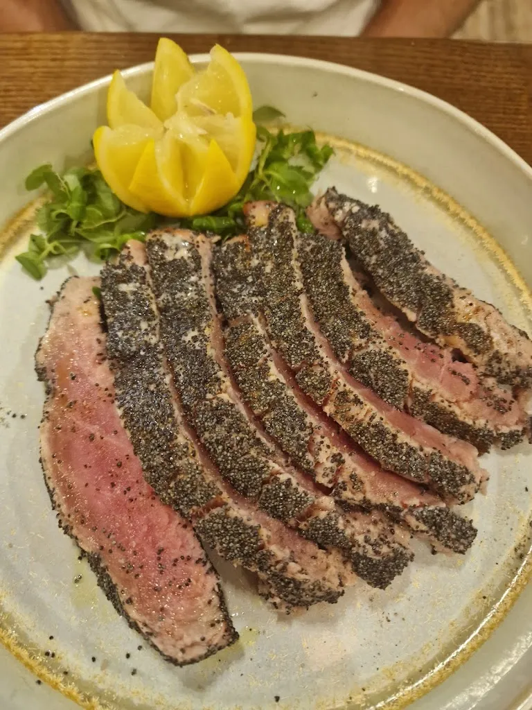 Anila Kreku_American Bar Movida_Santa Fiora_review