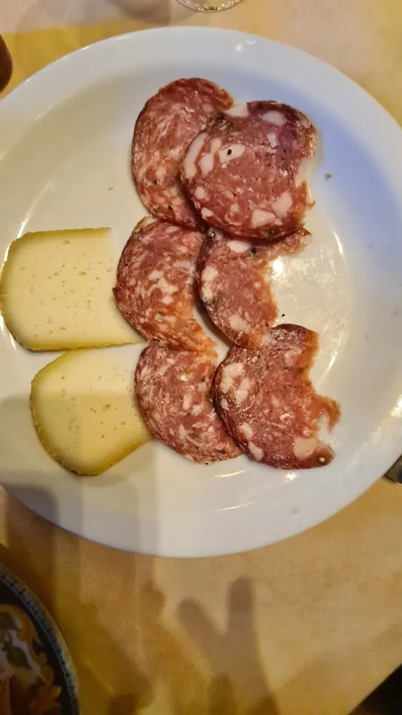 Sabrina Hsueh_Enoteca L'Osteria di Cecchi e Valentini_Scarlino_recensione