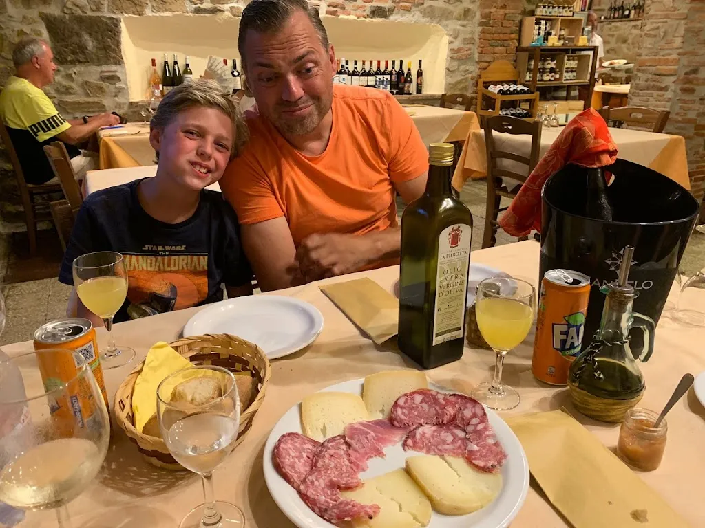 Sander van Hulst_Enoteca L'Osteria di Cecchi e Valentini_Scarlino_recensione