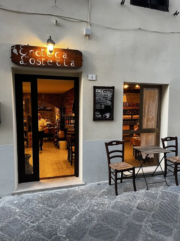 Enoteca L'Osteria di Cecchi e Valentini restaurant in Scarlino
