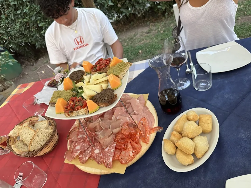 Jennifer Salerno_Trattoria da Camilla_Scarlino_review