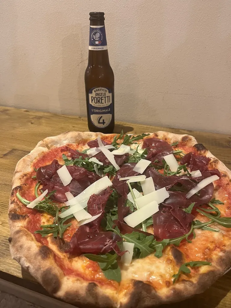 Terre Neure Pizzeria_Mesagne_slider_image_3