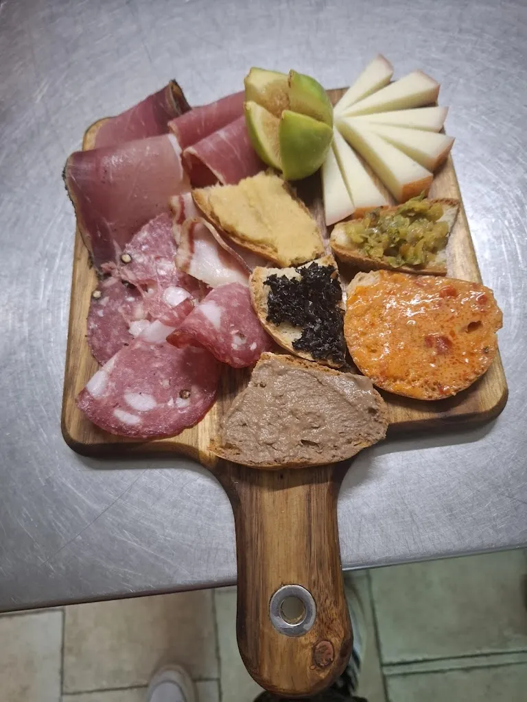 Trattoria dei Cacciatori_Scarlino_slider_image_1