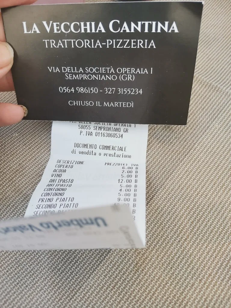 Francesca Martino_La vecchia cantina_Semproniano_review