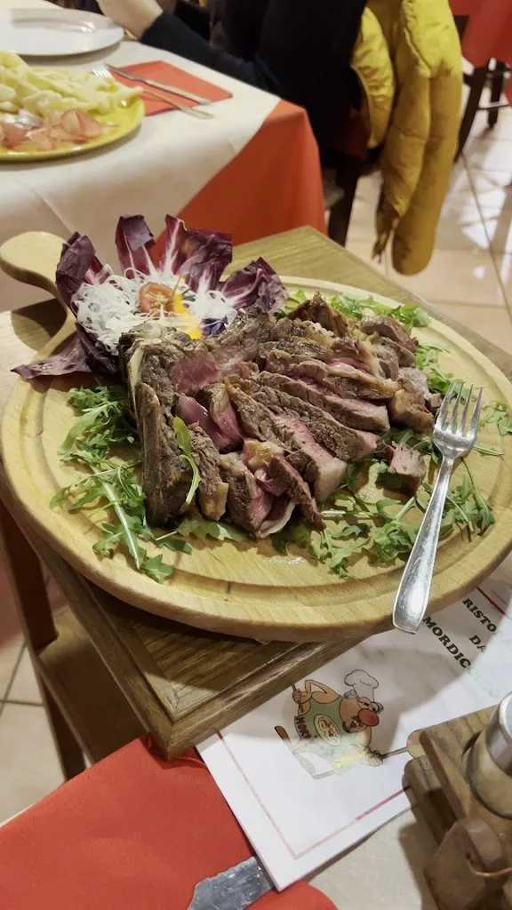 Ristorante Pizzeria Mordicchio_Serravalle Pistoiese_slider_image_2