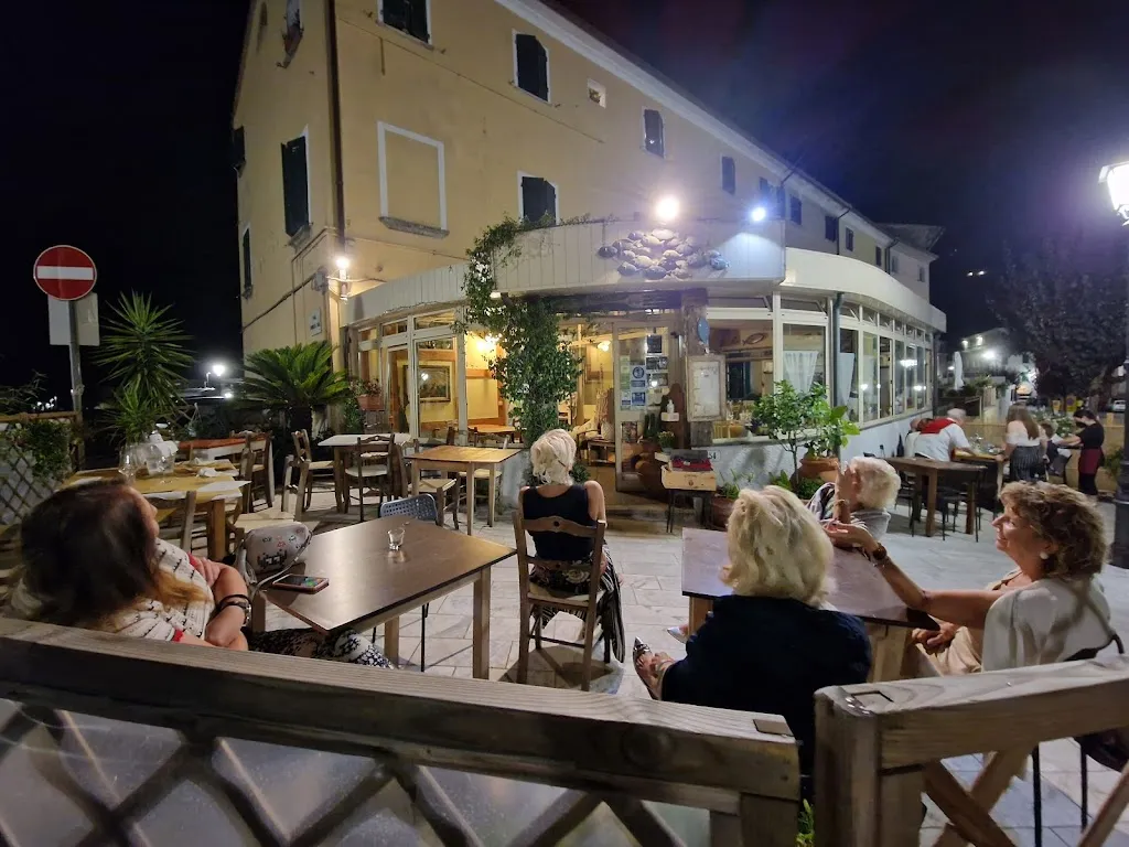 Trattoria La Forchetta restaurant in Seravezza