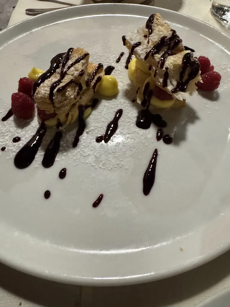 Sandro Lubas_Geranio_Seravezza_review