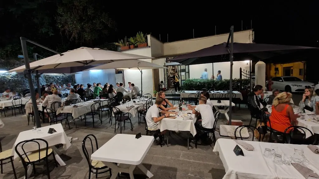 Il Giardino Dei Medici restaurant in Seravezza