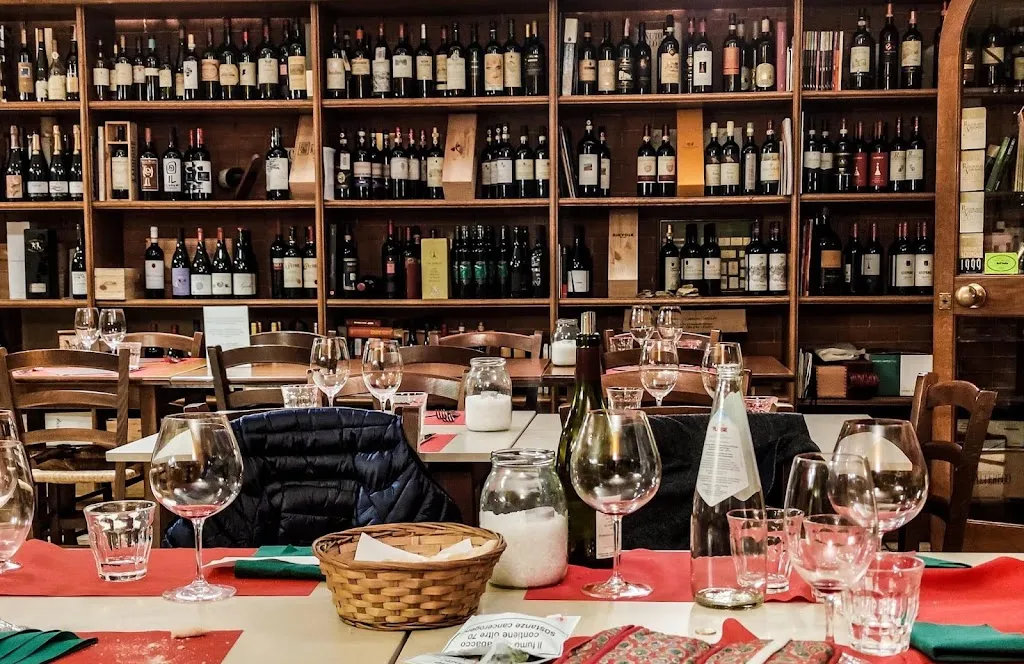 Da Giannino  restaurant in Seravezza